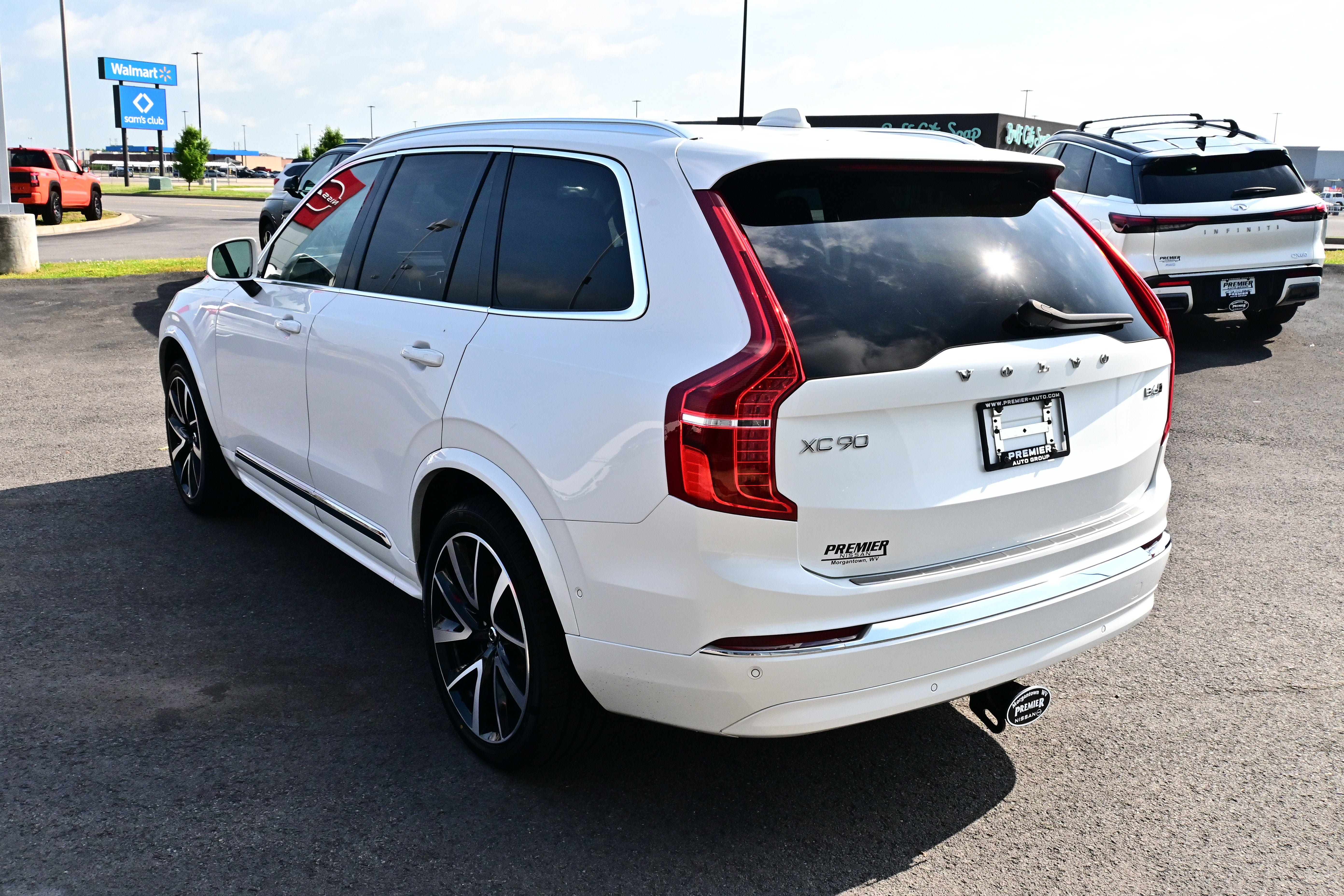Used 2024 Volvo XC90 B6 Ultimate w/ Protection Package Premier AWD/4WD image 6