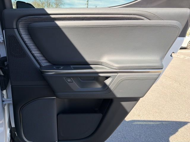 Used 2025 Rivian R1T Adventure image 12