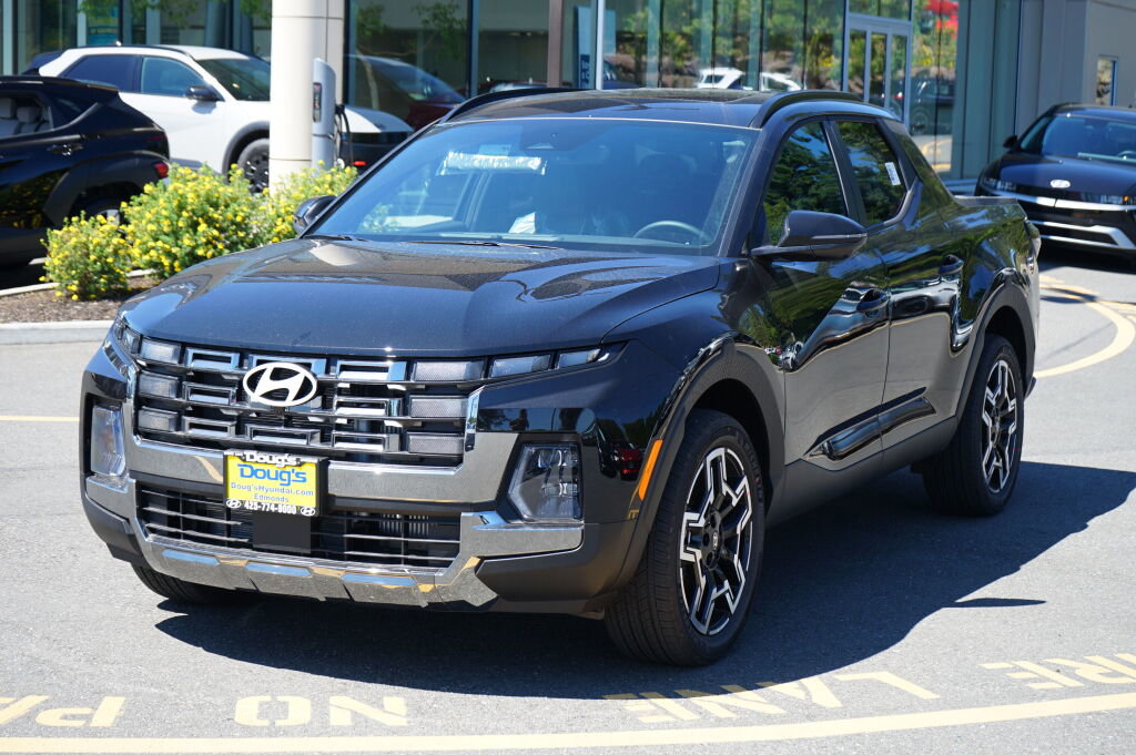 New 2025 Hyundai Santa Cruz Limited AWD/4WD image 1