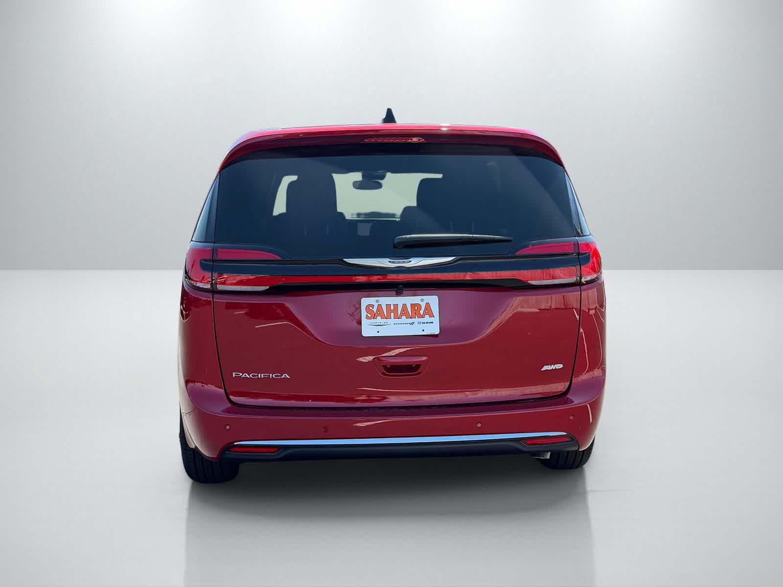 New 2026 Chrysler Pacifica Select AWD/4WD image 5