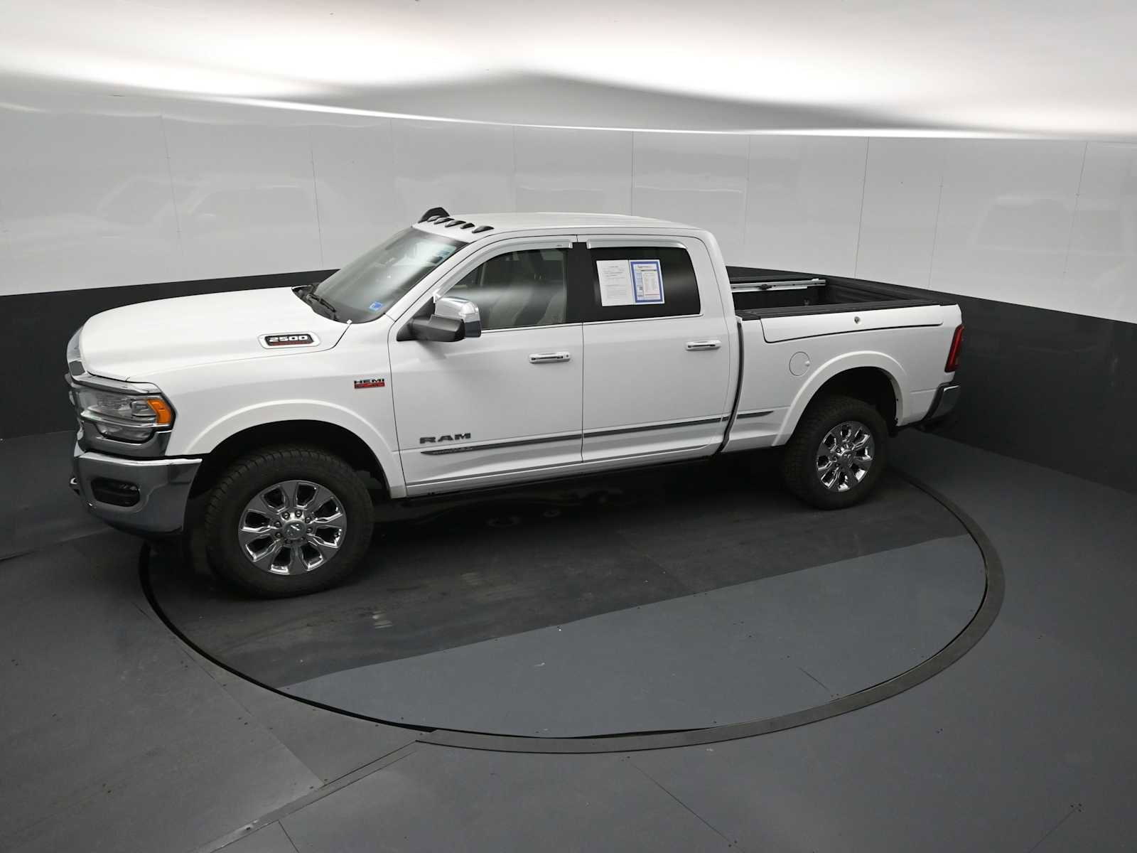 Used 2020 RAM 2500 Limited AWD/4WD image 46