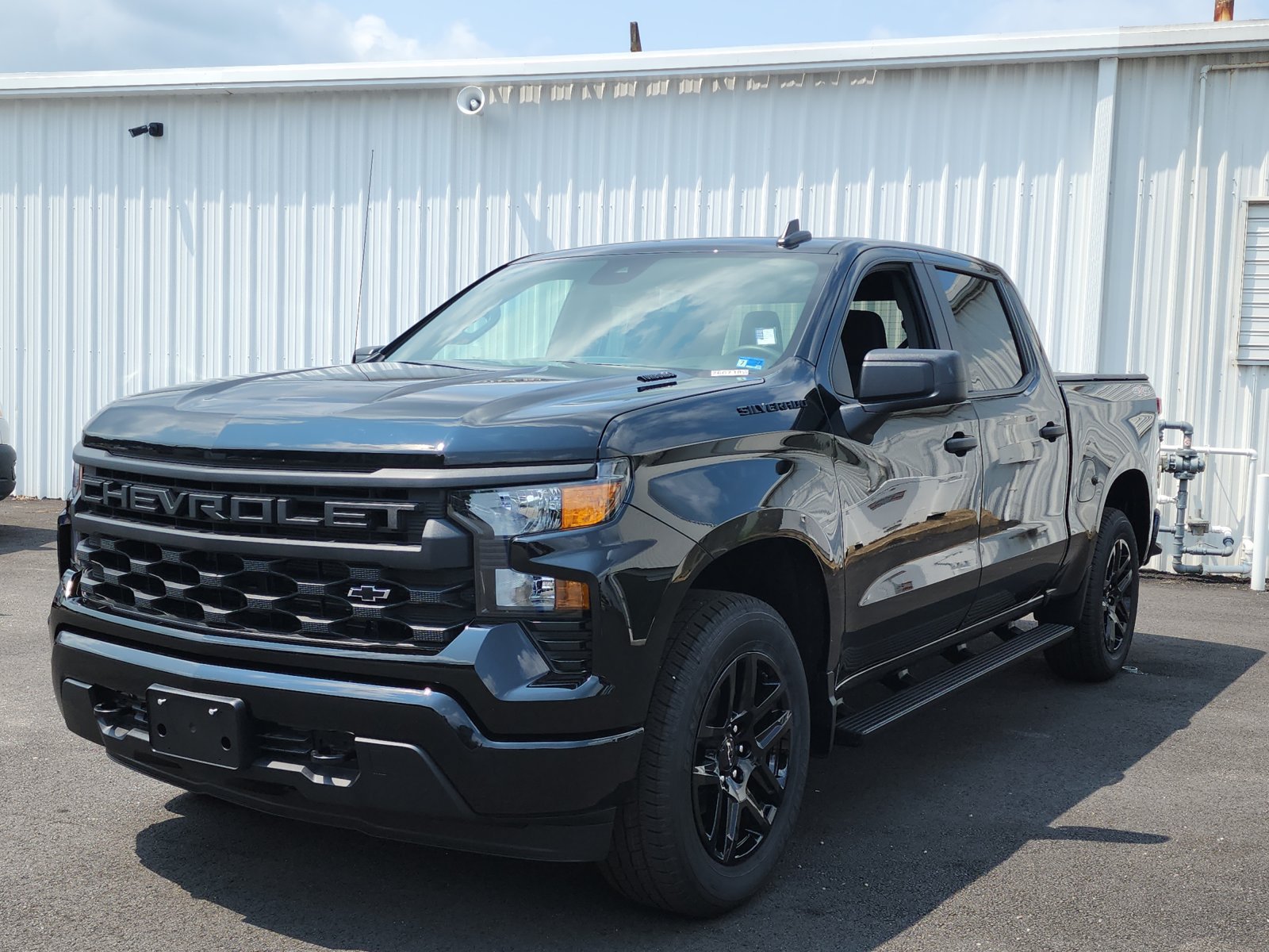 New 2026 Chevrolet Silverado 1500 Custom AWD/4WD image 1
