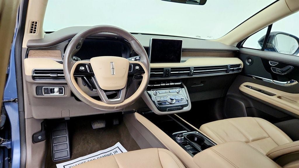 Used 2022 Lincoln Corsair Reserve w/ Luxury Package AWD/4WD image 12
