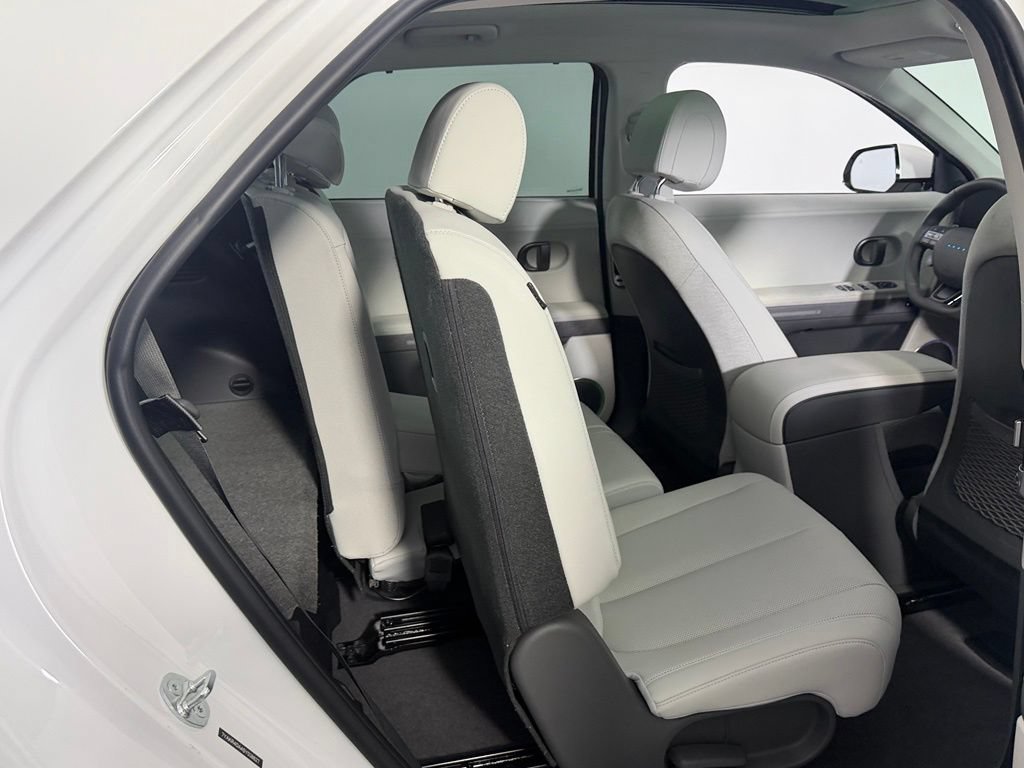 Used 2025 Hyundai Ioniq 5 Limited RWD image 29