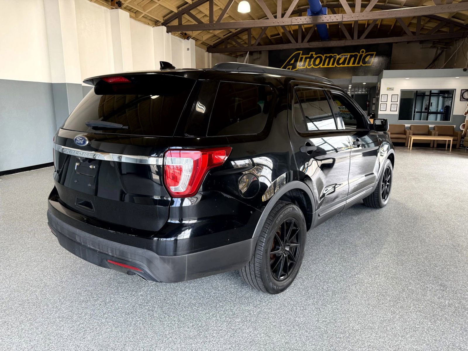 Used 2016 Ford Explorer FWD image 7