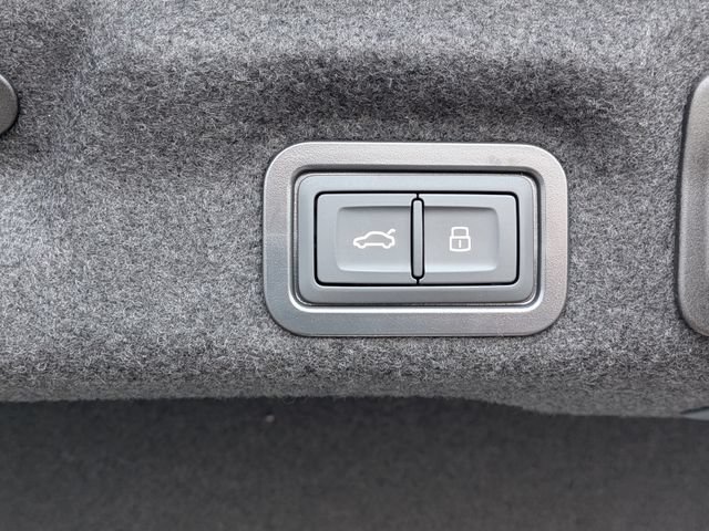 New 2026 Audi A6 Premium Plus AWD/4WD image 17