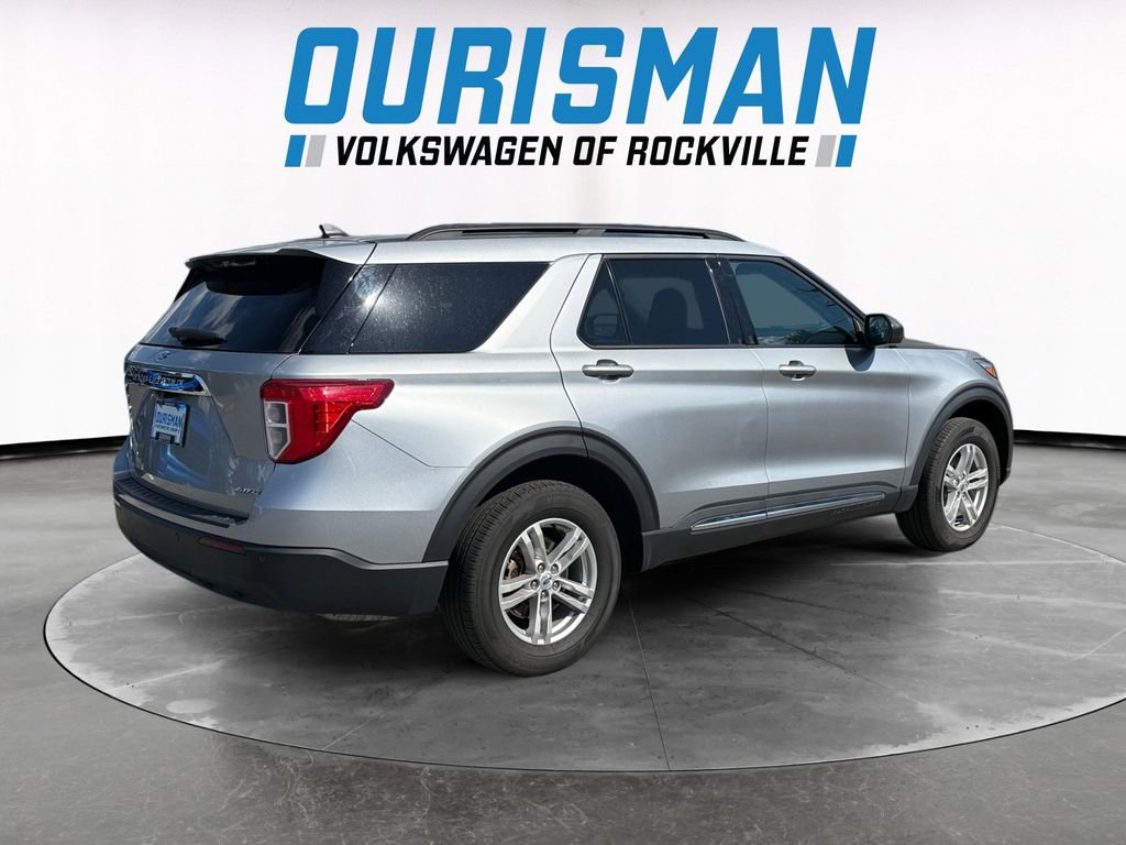 Used 2023 Ford Explorer XLT image 6
