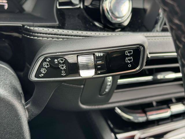 Used 2022 Lincoln Corsair AWD w/ Premium Package image 22