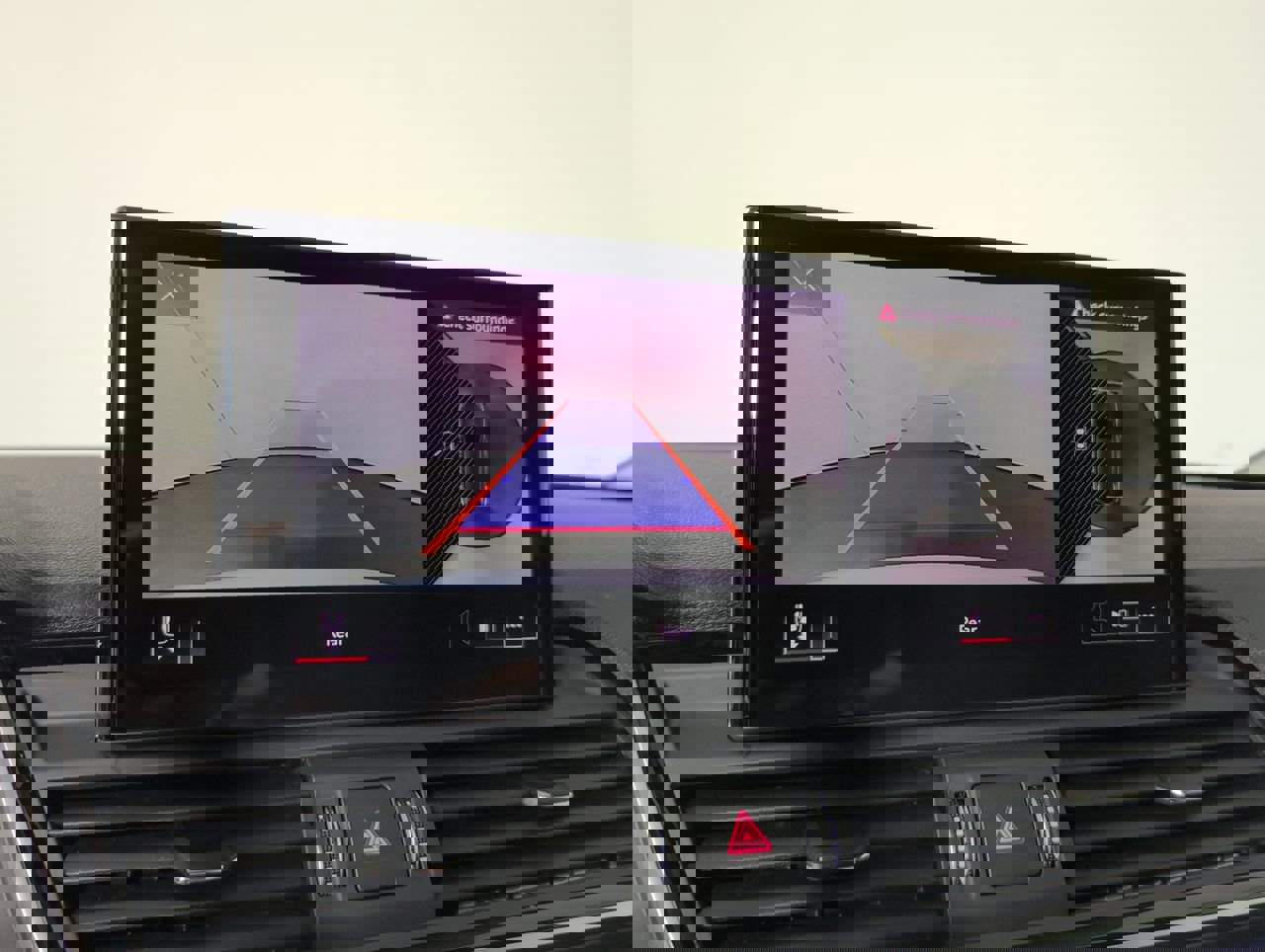 Certified 2025 Audi Q5 2.0T Premium Plus w/ Premium Plus Package image 5