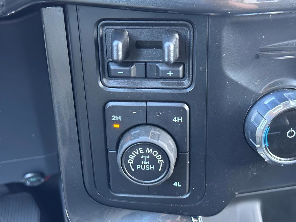 Used 2022 Ford F150 XLT w/ Equipment Group 302A High AWD/4WD image 19