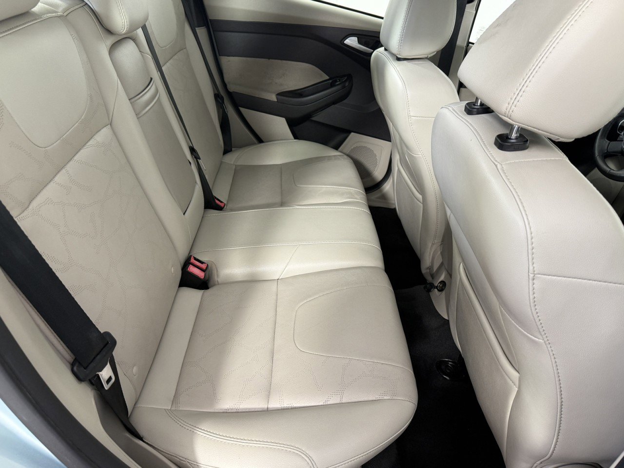 Used 2013 Ford Focus Electric Hatchback image 13