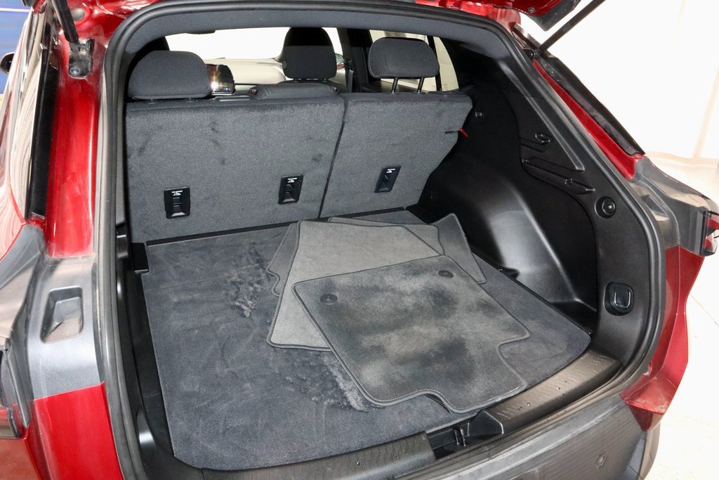 Used 2025 Chevrolet Equinox EV LT image 12