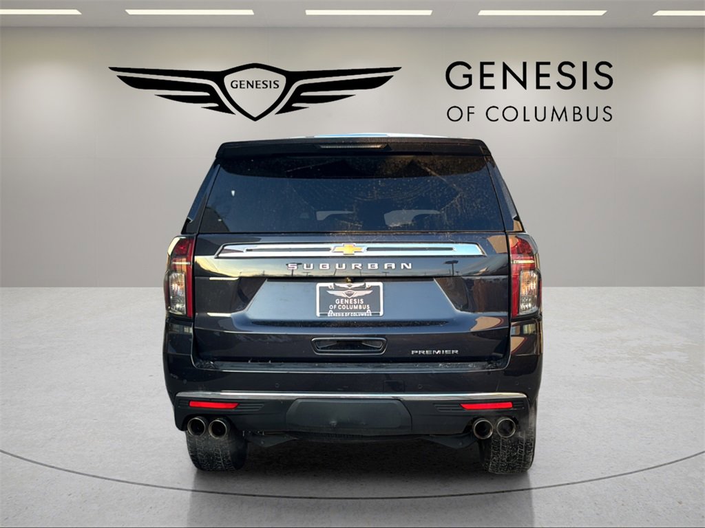 Used 2023 Chevrolet Suburban Premier image 4