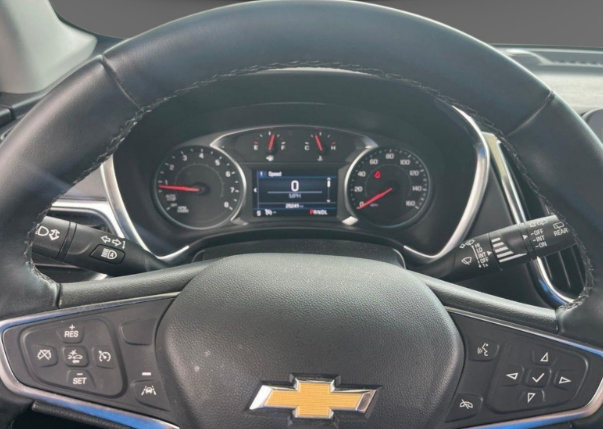 Used 2024 Chevrolet Equinox LT FWD image 11