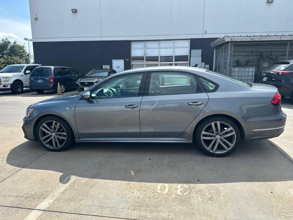 Used 2018 Volkswagen Passat 2.0T FWD image 8