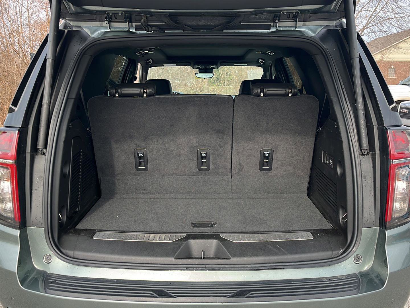 Used 2024 Chevrolet Tahoe High Country image 36