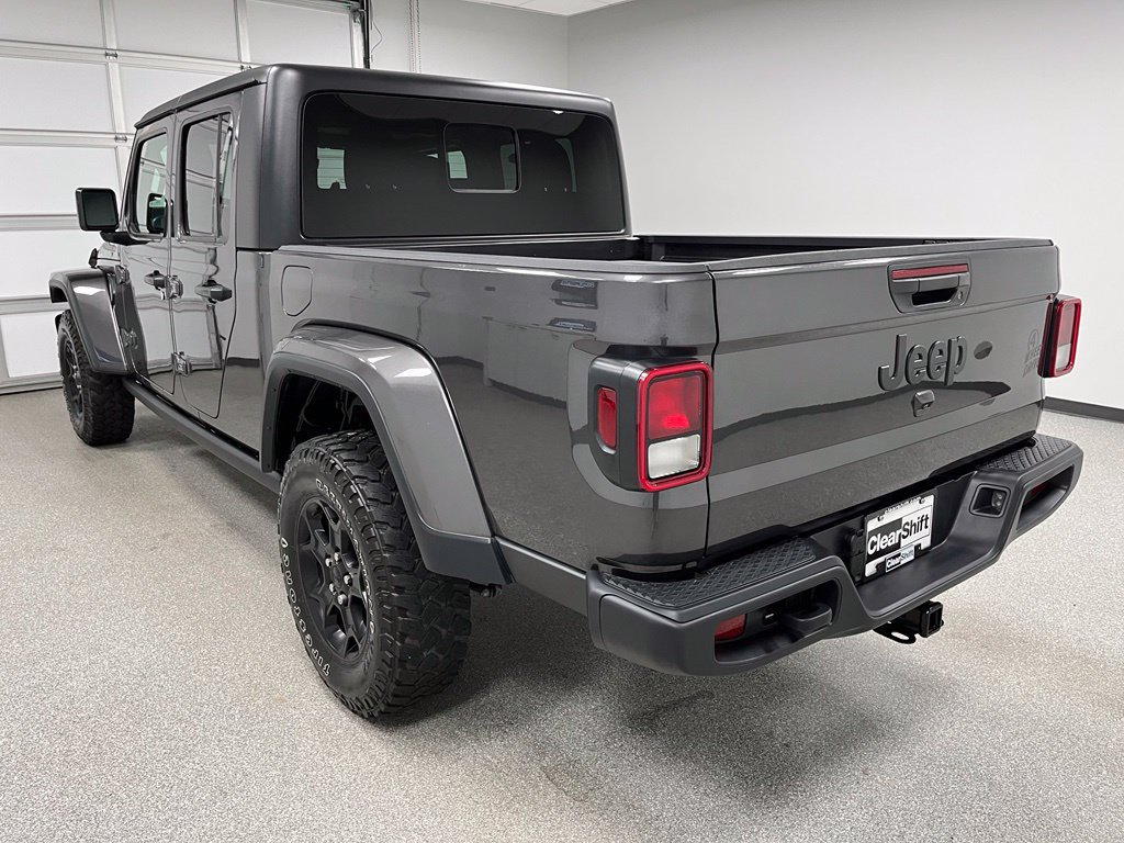 Used 2023 Jeep Gladiator Sport AWD/4WD image 8