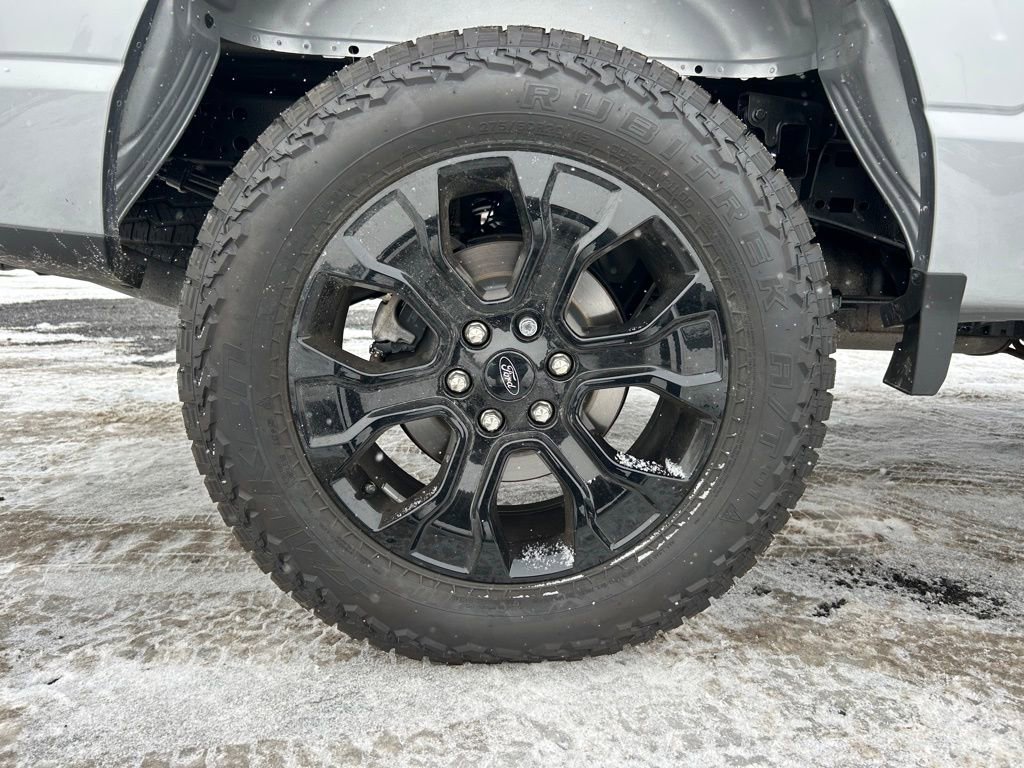 Used 2023 Ford F150 Lariat w/ Equipment Group 502A High image 20