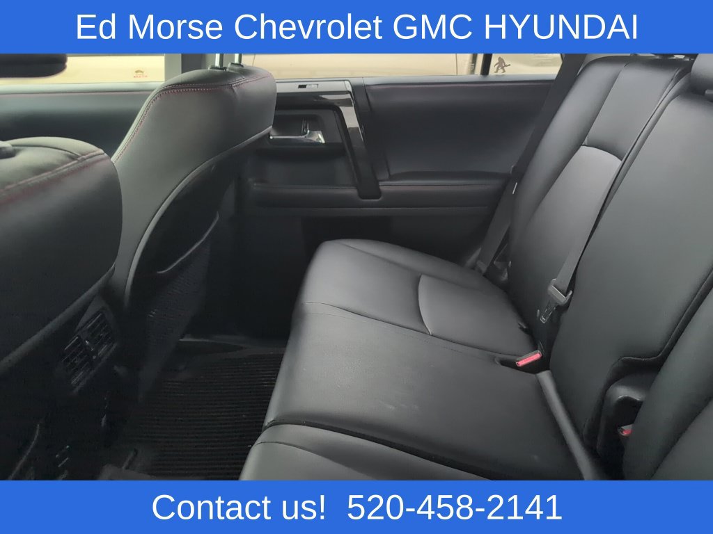 Used 2018 Toyota 4Runner TRD Off-Road Premium AWD/4WD image 10