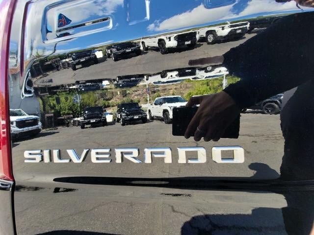 Used 2026 Chevrolet Silverado 1500 LT Trail Boss w/ Convenience Package II AWD/4WD image 32