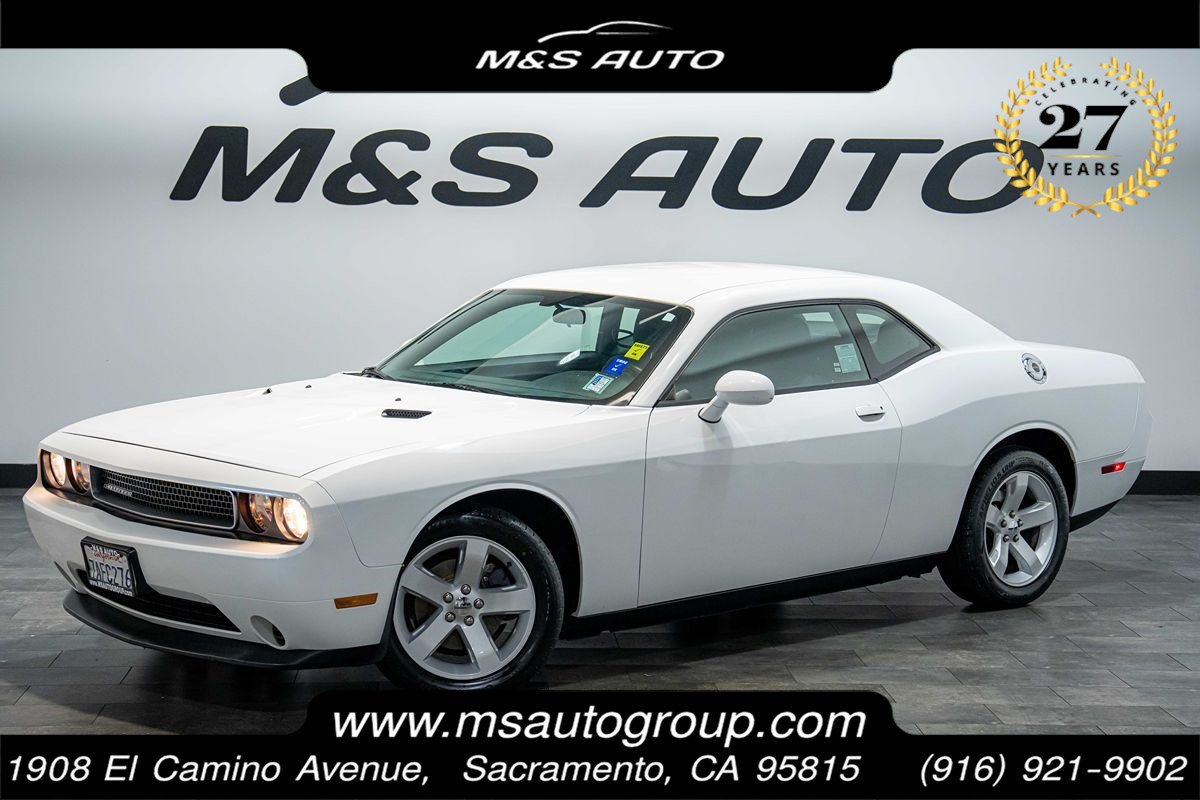 Used 2013 Dodge Challenger SXT