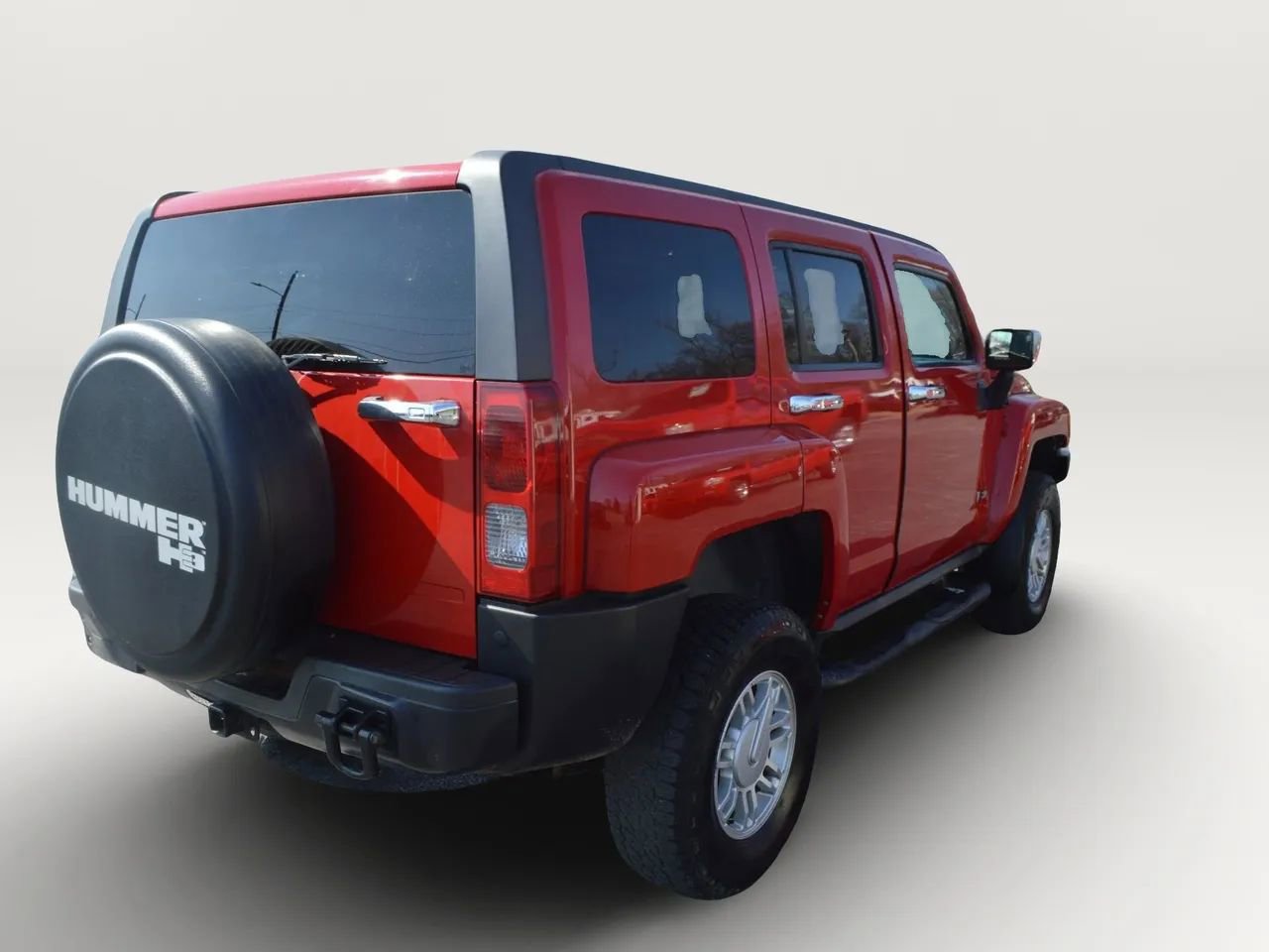 Used 2010 HUMMER H3 AWD/4WD image 8