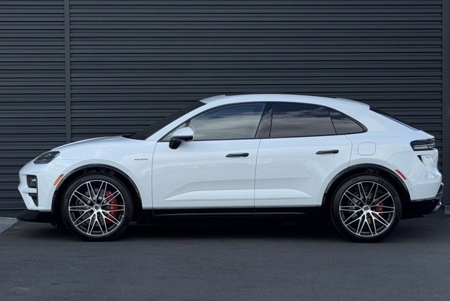 New 2025 Porsche Macan Turbo Electric image 2
