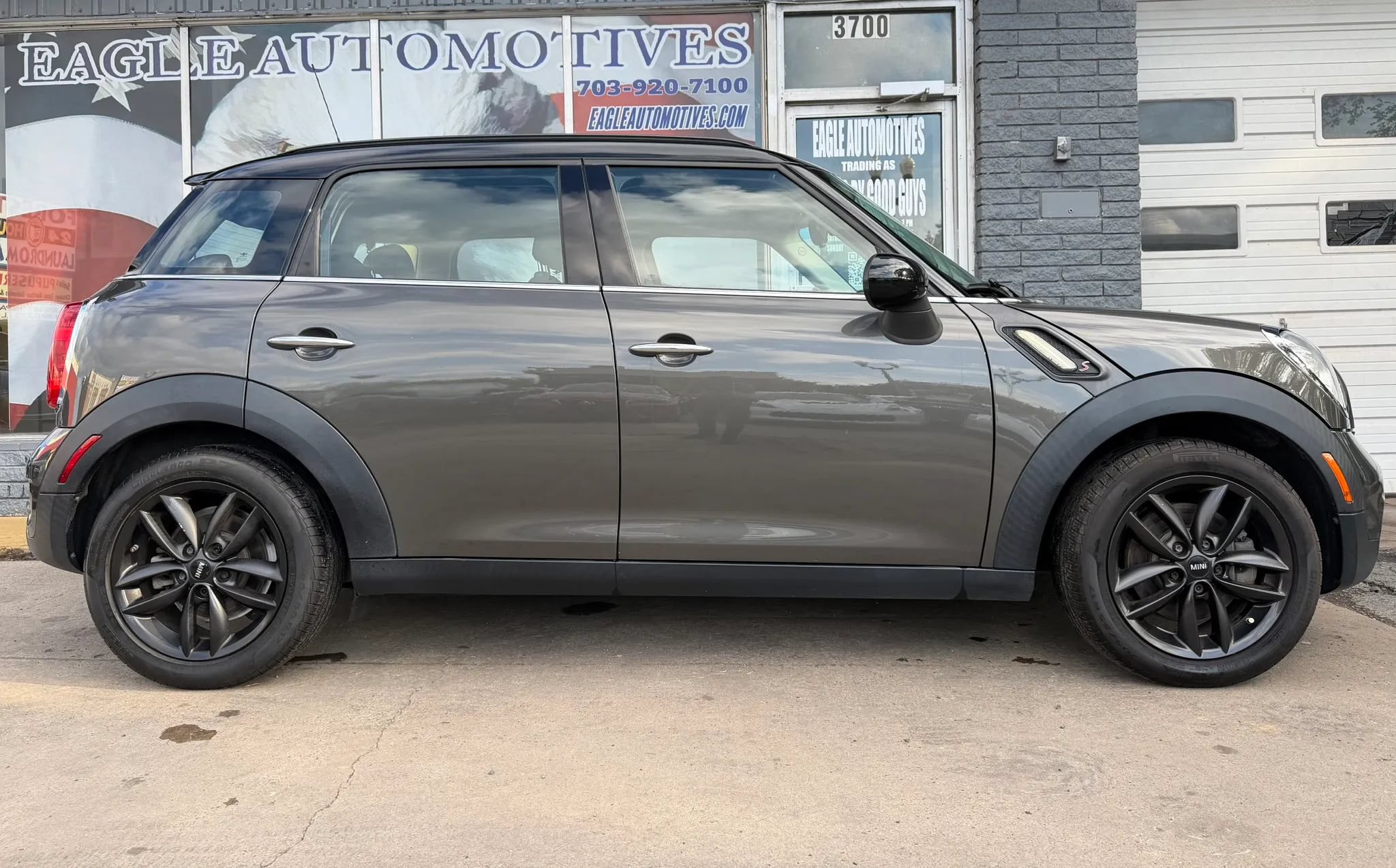 Used 2012 MINI Cooper Countryman S FWD image 2