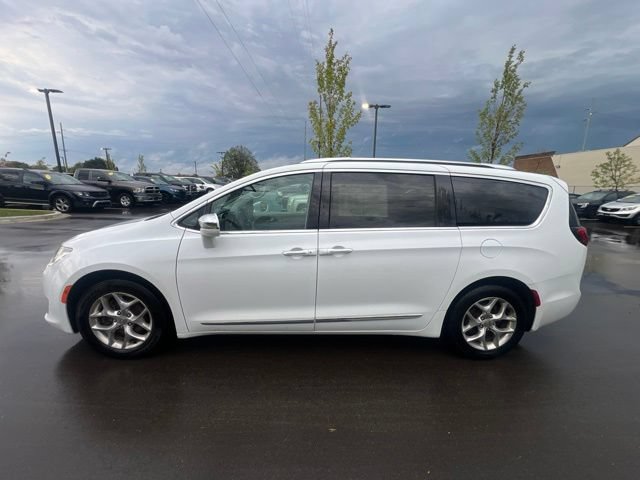 Used 2019 Chrysler Pacifica Limited FWD image 8