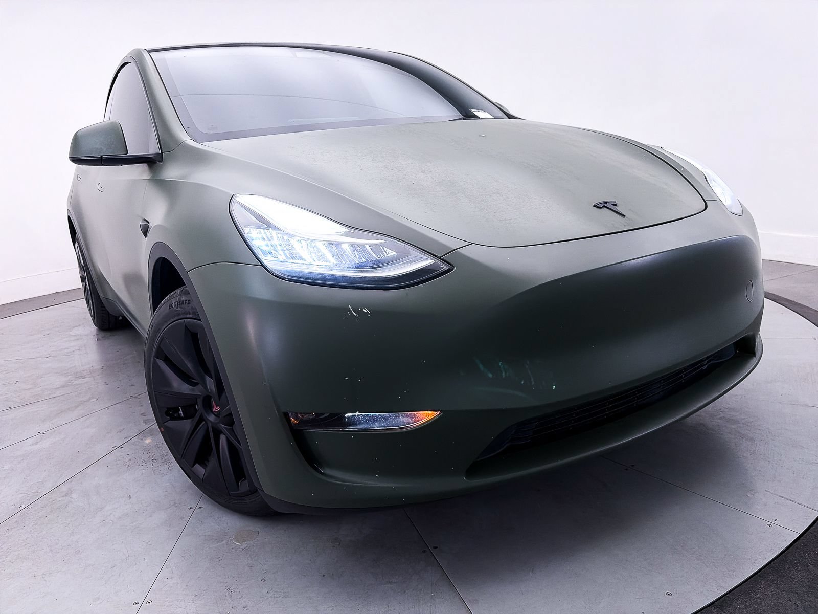 Used 2023 Tesla Model Y Long Range AWD/4WD image 7