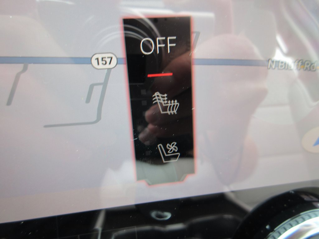 New 2025 GMC Acadia Denali image 24