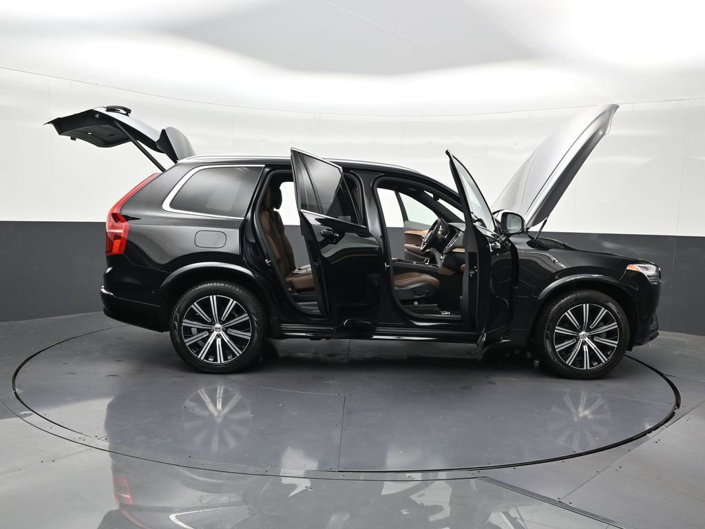 Used 2024 Volvo XC90 B6 Plus AWD/4WD image 34