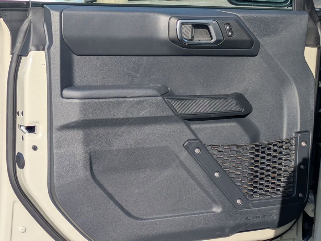 New 2025 Ford Bronco 4-Door image 21