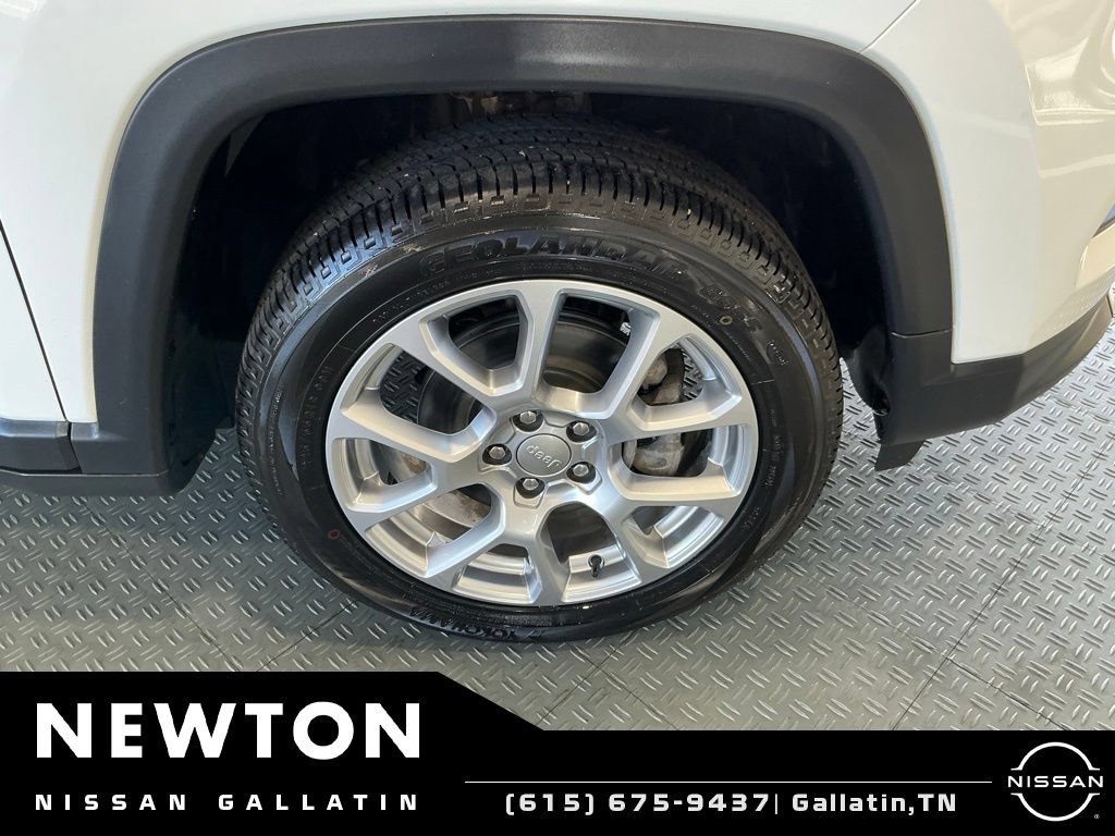 Used 2022 Jeep Compass Latitude AWD/4WD image 46
