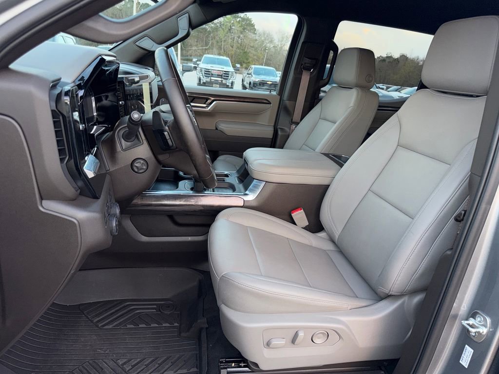 Used 2025 Chevrolet Silverado 1500 LTZ w/ Z71 Off-Road Package image 11