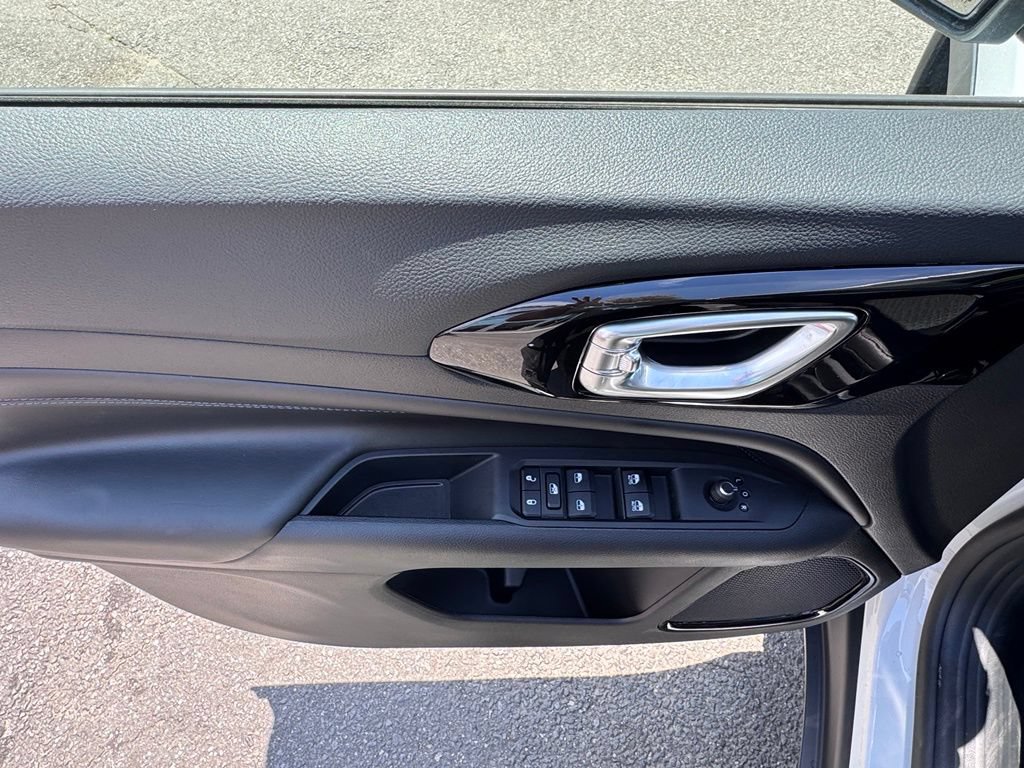 New 2026 Jeep Compass Latitude AWD/4WD image 9