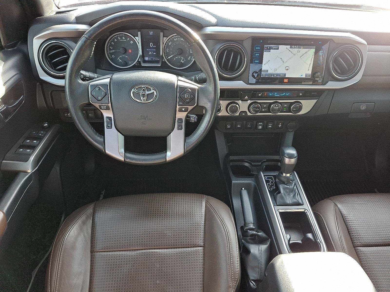 Used 2018 Toyota Tacoma Limited image 11