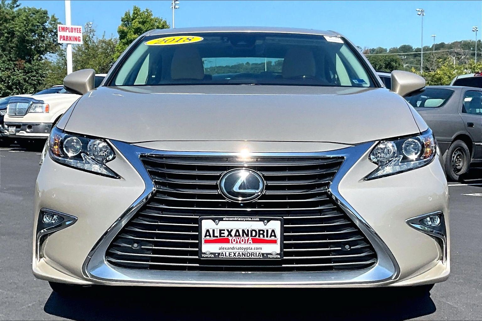 Used 2018 Lexus ES 350 w/ Navigation System Package FWD image 3