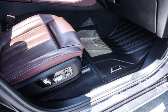 Used 2020 BMW X5 xDrive40i w/ Premium Package AWD/4WD image 58