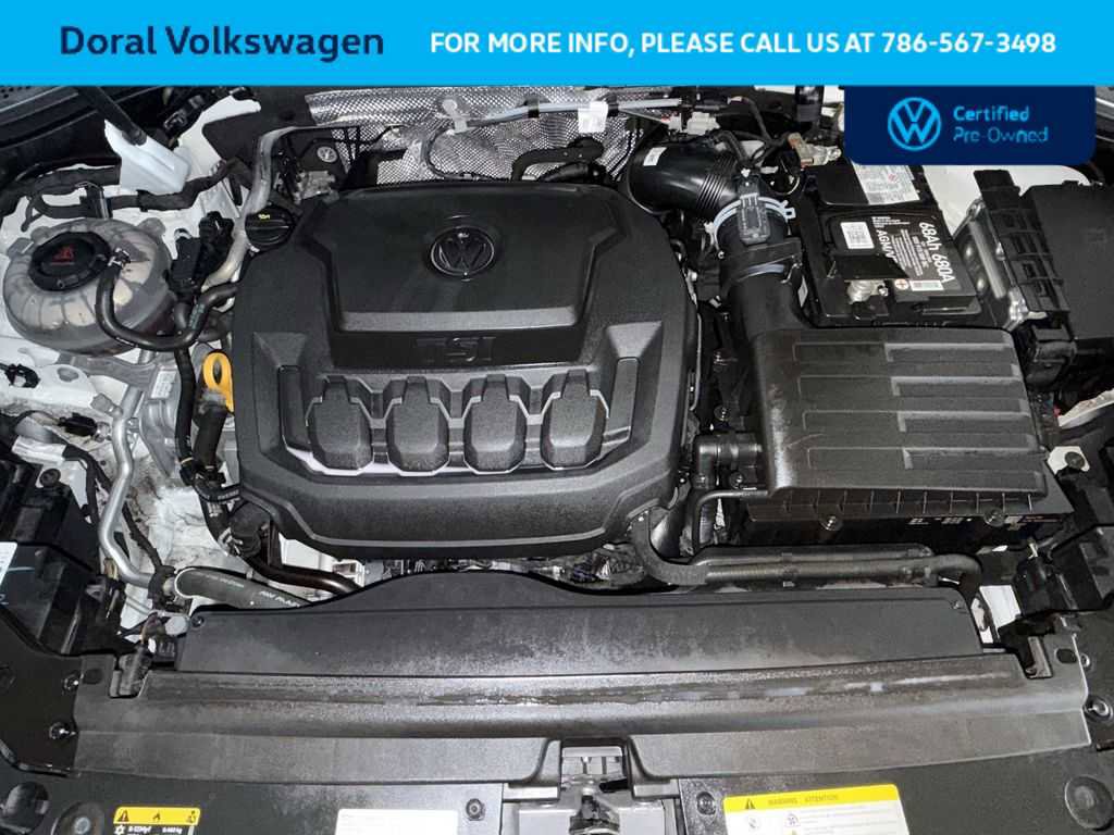 Certified 2022 Volkswagen Tiguan SE FWD image 12