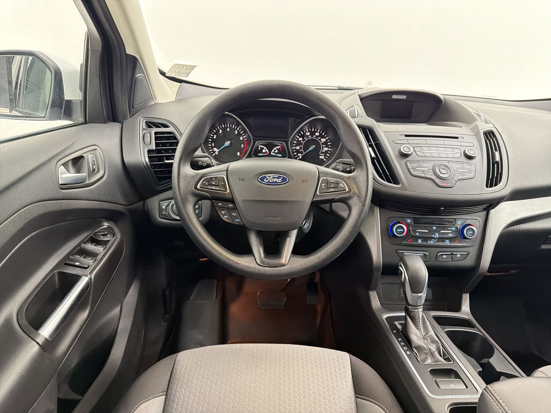 Used 2018 Ford Escape SE FWD image 24