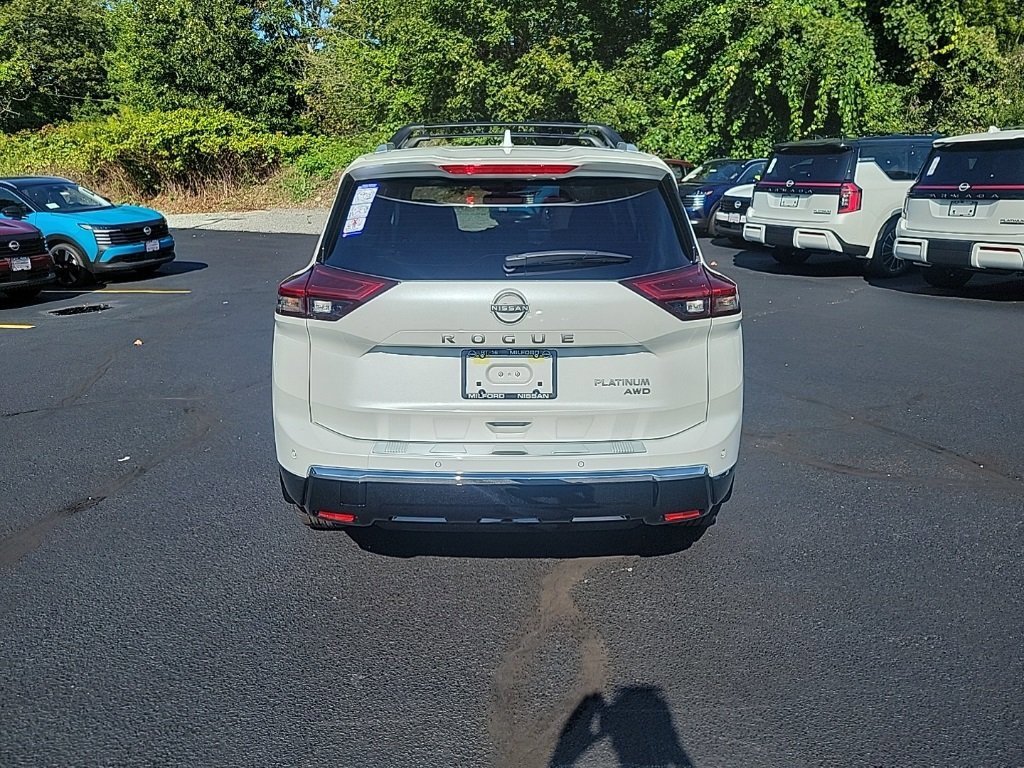 New 2026 Nissan Rogue Platinum image 5