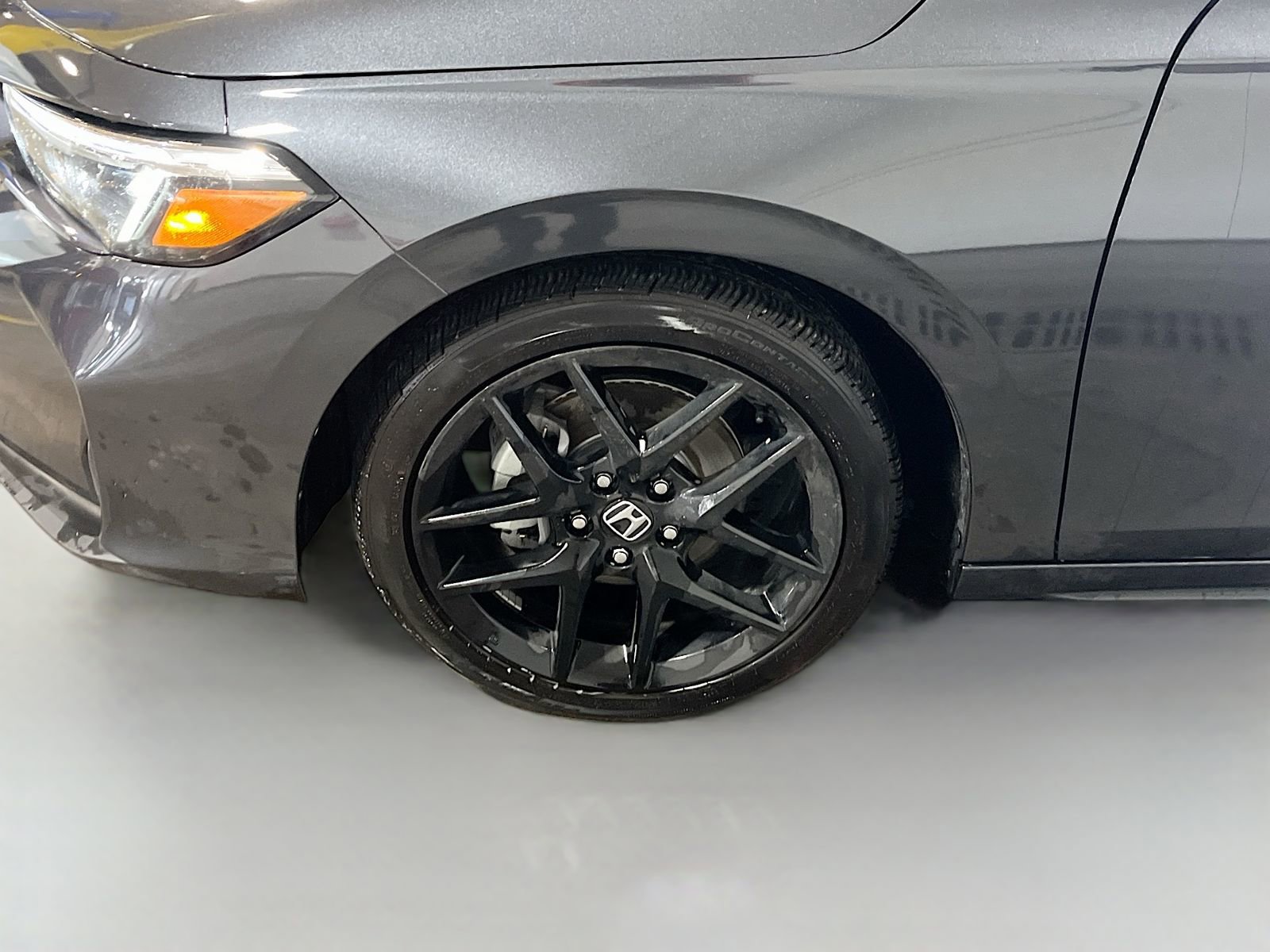 Used 2025 Honda Civic Sport image 31