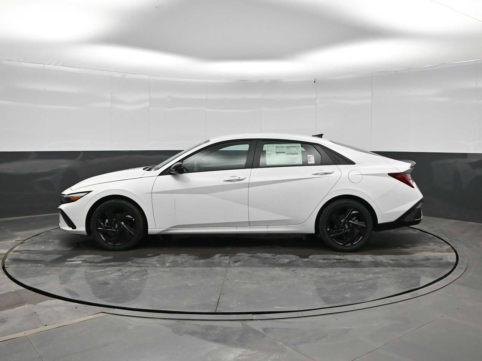 New 2026 Hyundai Elantra Sport image 5