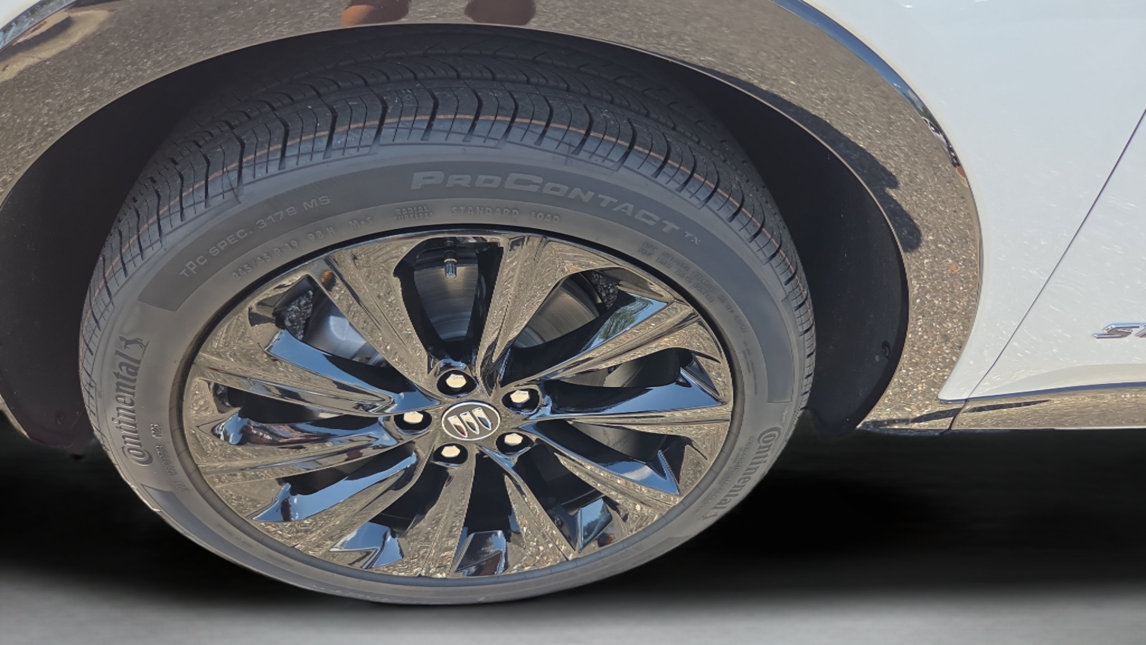 New 2026 Buick Envista Sport Touring w/ Convenience I Package FWD image 33