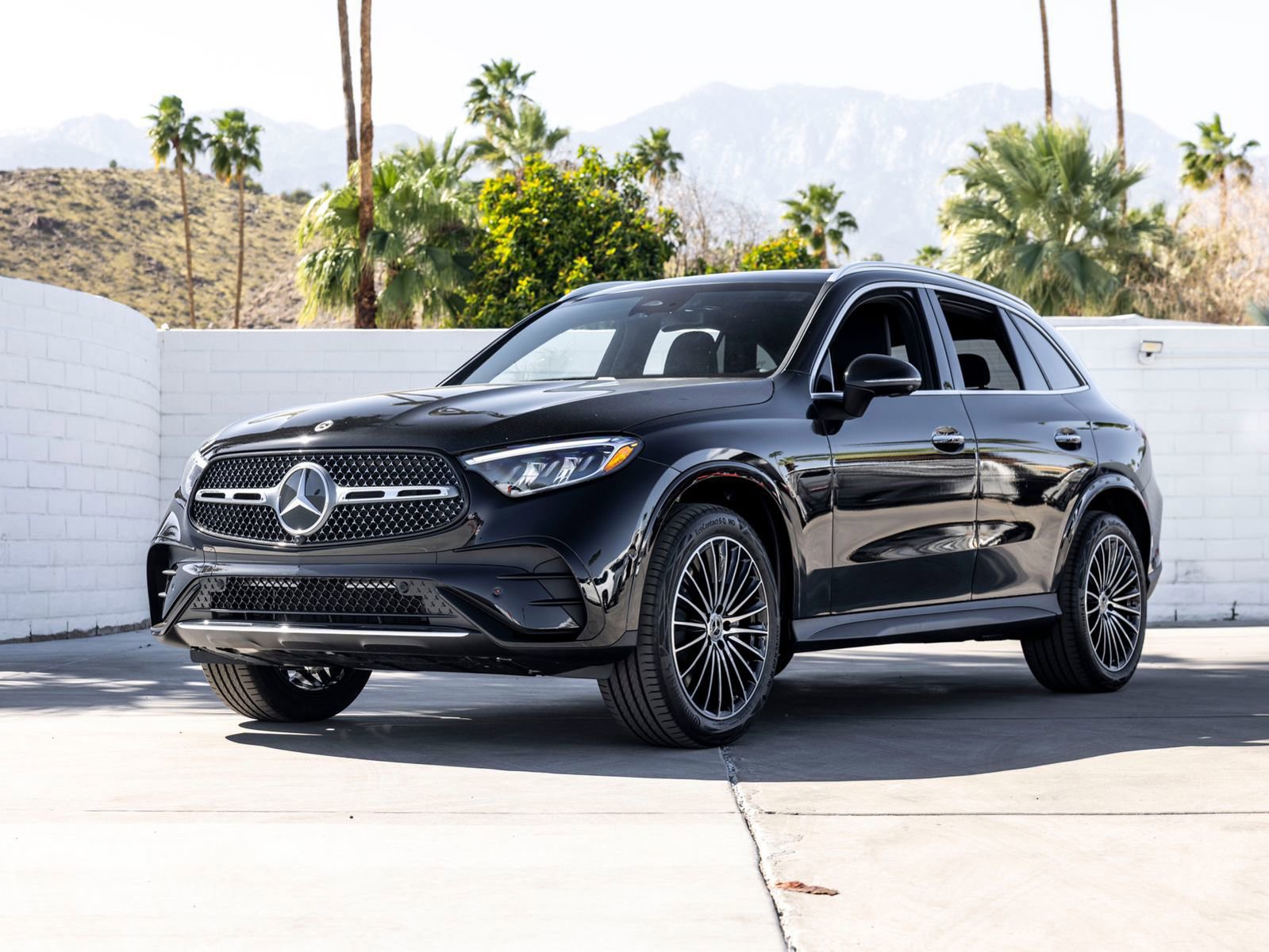 New 2026 Mercedes-Benz GLC 300 image 1