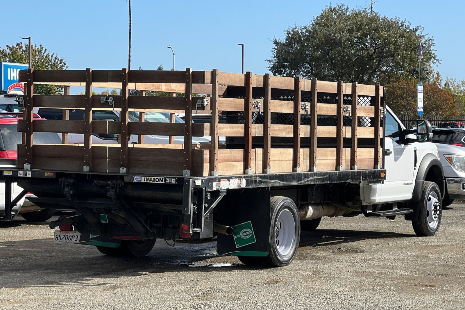 Certified 2022 Ford F550 4x4 Regular Cab Super Duty image 4