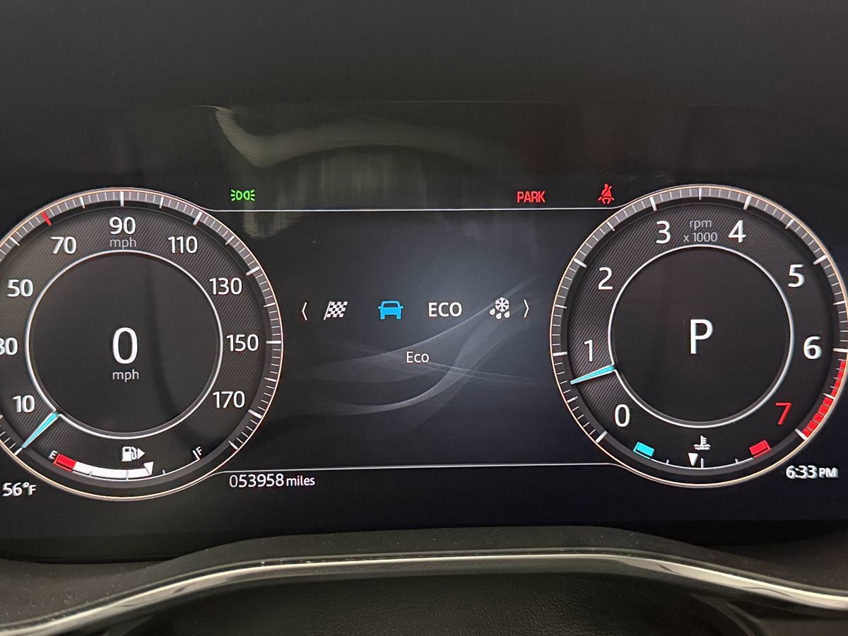 Used 2025 Jaguar F-PACE R-Dynamic S AWD/4WD image 14