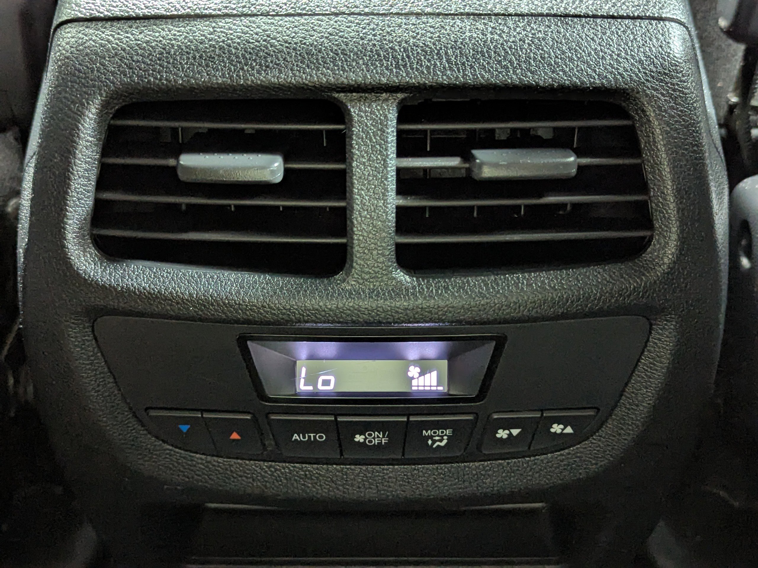 Used 2022 Honda Pilot Sport image 23