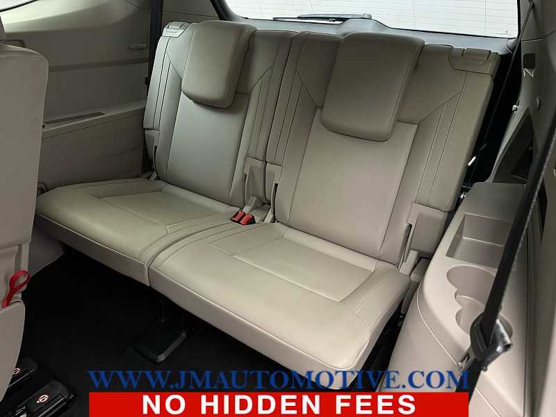 Used 2019 Volkswagen Atlas SE image 16